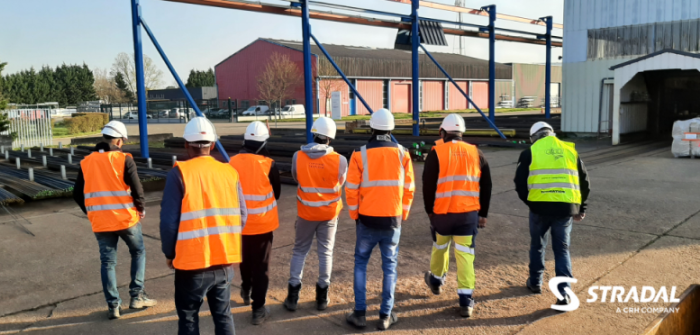 visite élèves monteurs réseaux électriques à STRADAL énergie